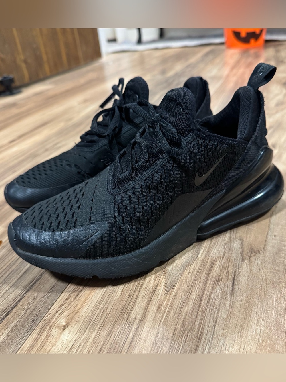 Nike Black Men's Air Max 270 Style Sneakers